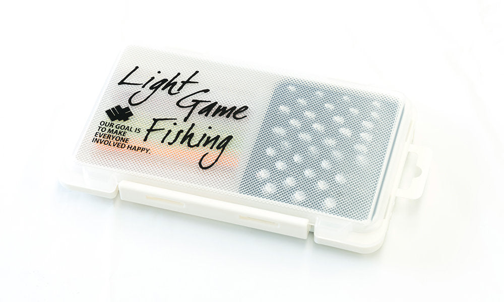 34 Freely Light Game Case | White/Clear